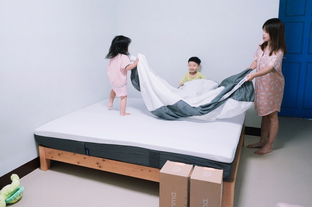 家居・開箱|Emma Hybrid 獨立筒床墊|德國專利科技的完美床墊,不但獲獎無數,竟然還有100天免費試睡! - 第12張圖 Emma 床墊推薦
