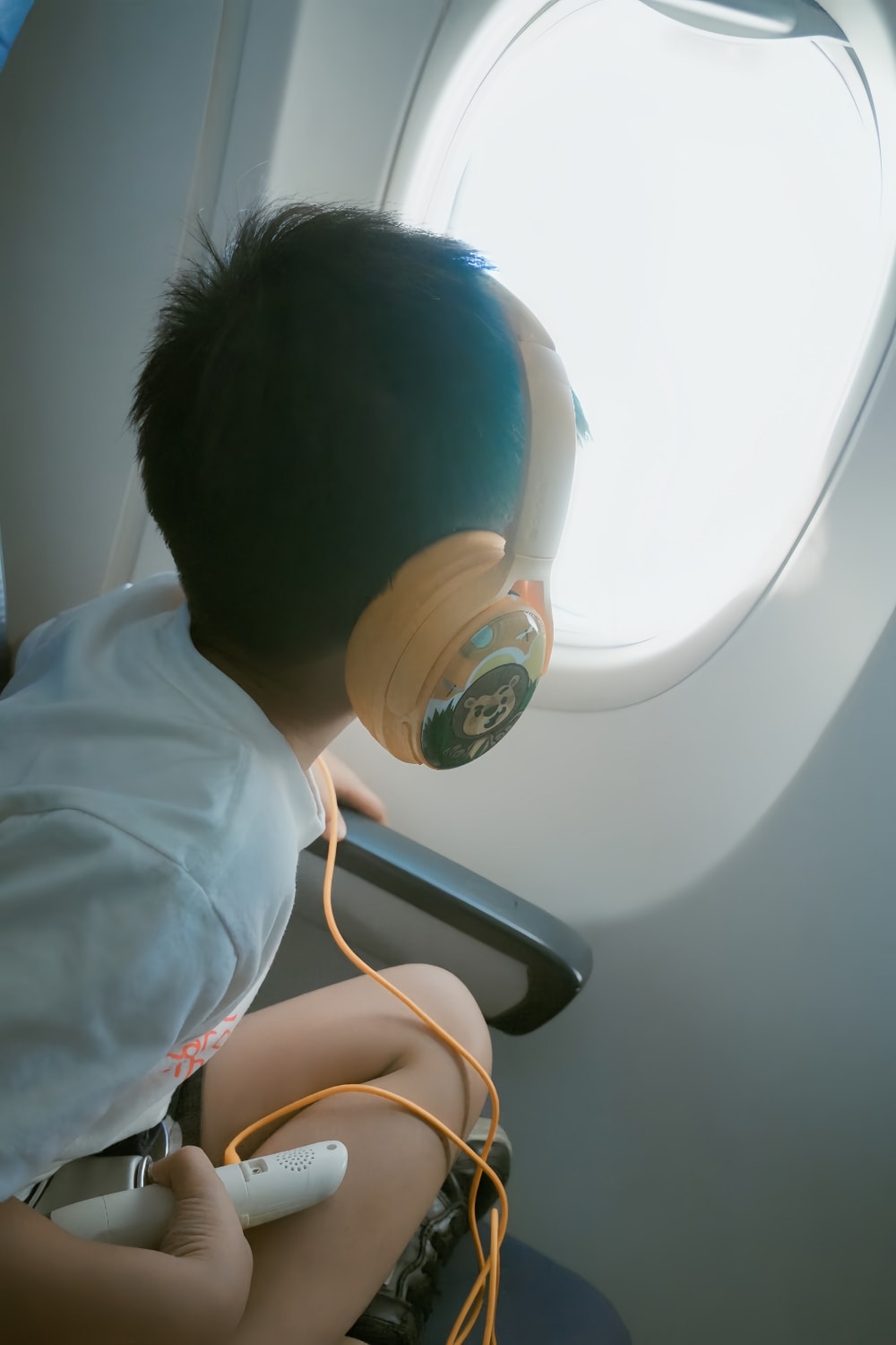 育兒・開箱|BuddyPhones兒童耳機|兒童耳機怎麼選?2025新款BuddyPhones一指切換三大模式,學習模式超好用,通透模式讓旅行移動更安全! - 第18張圖