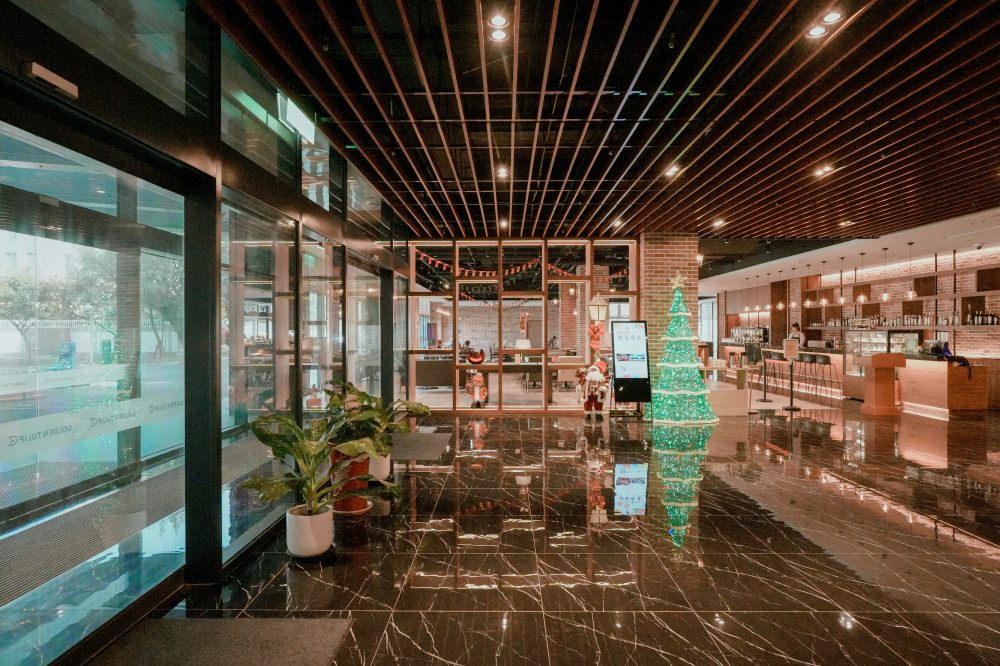 宿・台中 梧棲|震大金鬱金香酒店|台中海線首座星級飯店,和我們一起去台中度假吧! - 第3張圖