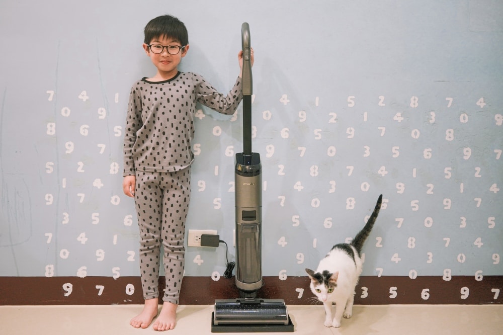 生活・開箱|SANSUI全方位無線蒸氣洗地機|輕蒸仕,洗地機界的天花板,蒸氣殺菌+吸拖同步,地板乾淨,打掃時間少一半! - 第20張圖