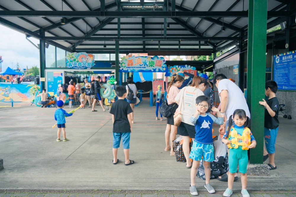 玩・桃園 龍潭|WOW轟浪水樂園|每到夏天我要去海邊?不,我要去小人國「WOW轟浪水樂園」,大朋友小朋友都愛的轟浪水樂園回來了!! - 第2張圖