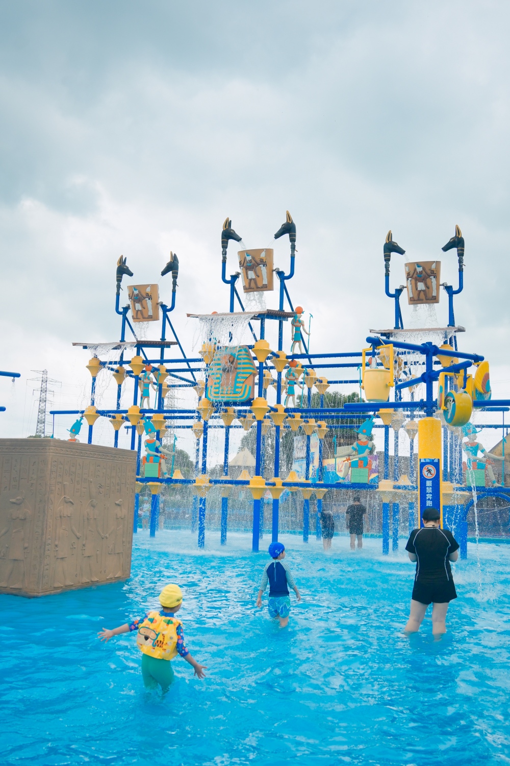 玩・桃園 龍潭|WOW轟浪水樂園|每到夏天我要去海邊?不,我要去小人國「WOW轟浪水樂園」,大朋友小朋友都愛的轟浪水樂園回來了!! - 第10張圖