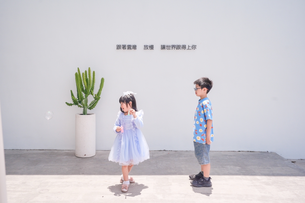 宿・宜蘭｜紗幔雅雲灣 Villa Samaya Awan｜頂級設計師打造的泳池包棟精品民宿，住進南洋風白色奢華泳池莊園！
